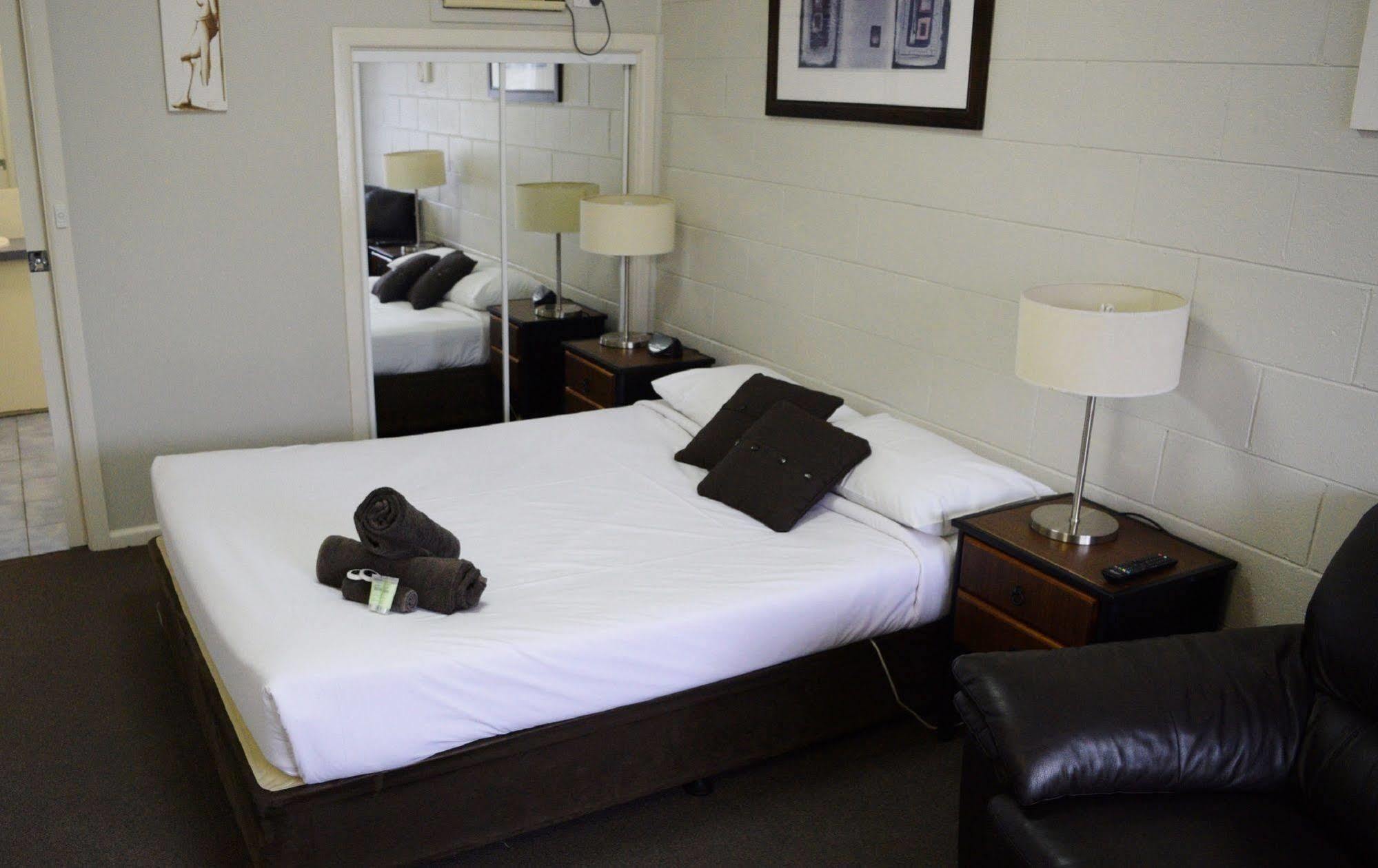 Rosebud Motel Tootgarook Экстерьер фото