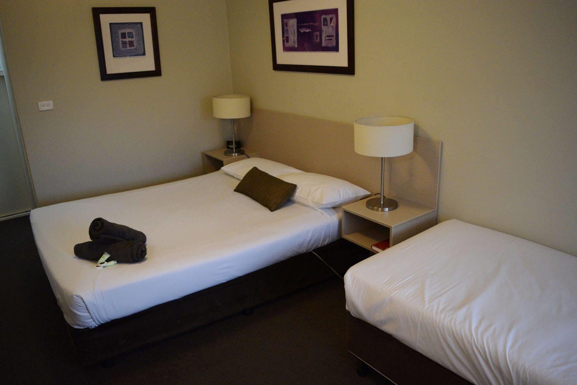 Rosebud Motel Tootgarook Экстерьер фото