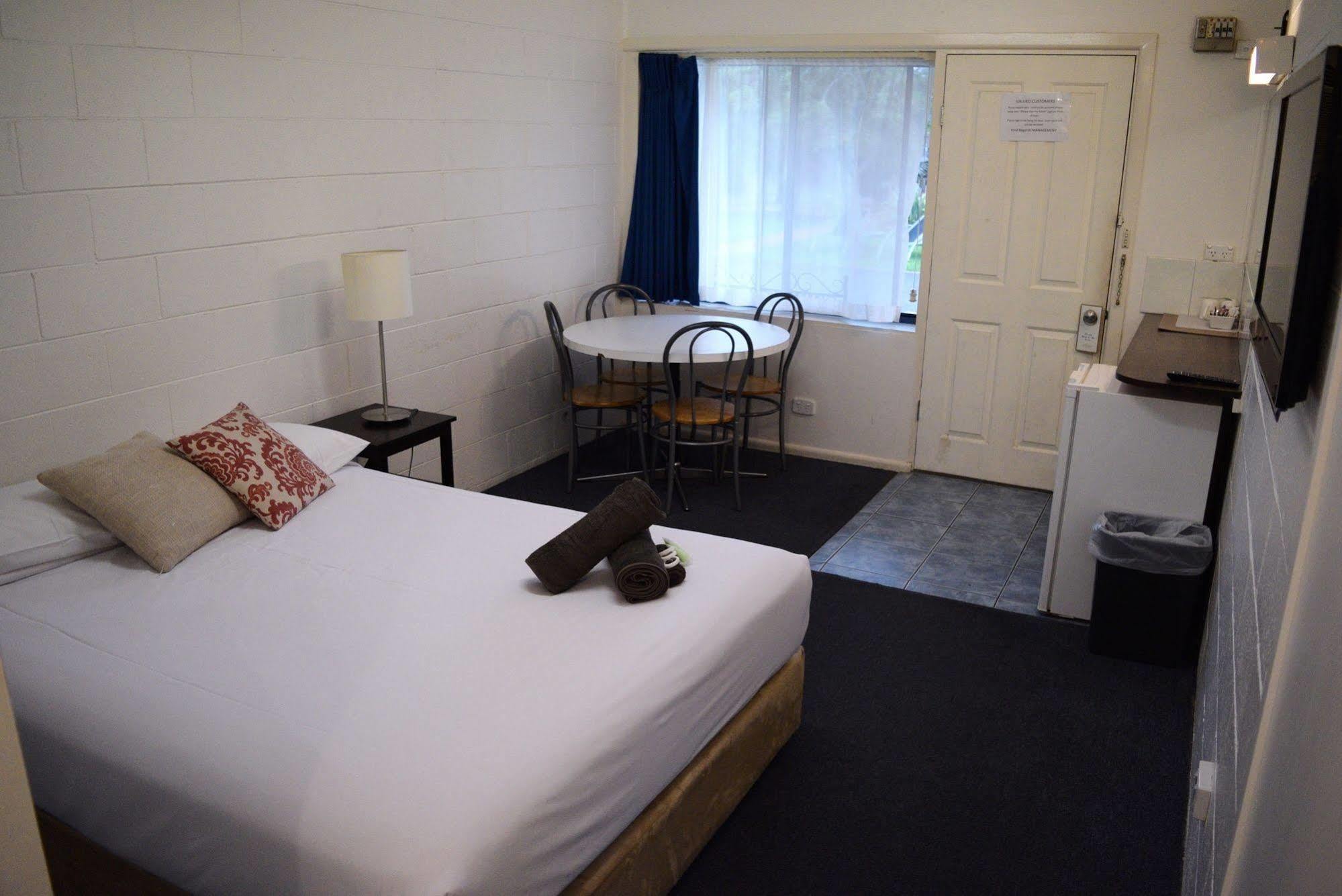 Rosebud Motel Tootgarook Экстерьер фото